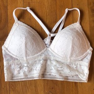 XS White Lace Bra From Victoria Secret